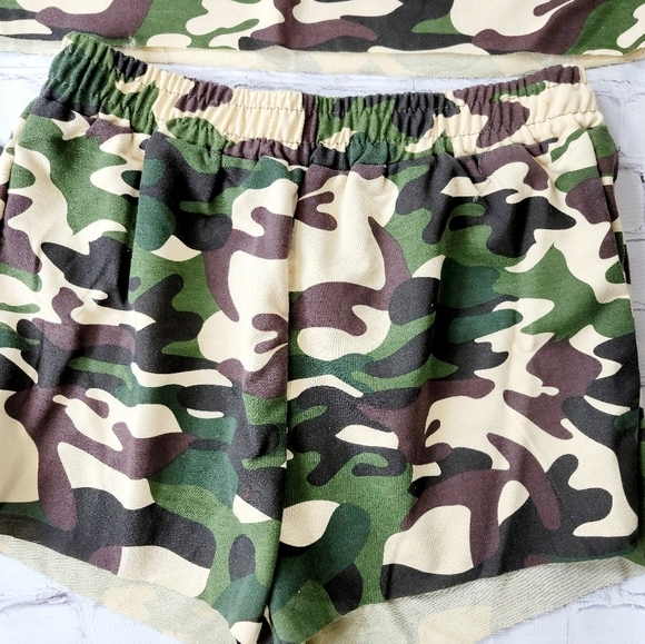 Love‎ love love Camouflage hoodie 2pc shorts set - Picture 6 of 8